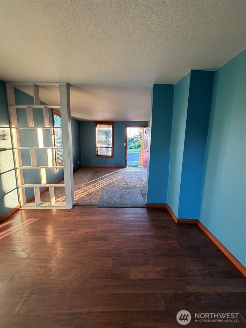 Property photo for 2505 Harrison Avenue, Everett photo 8