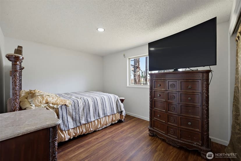 Property photo for 1010 S 88th Street, Tacoma photo 18