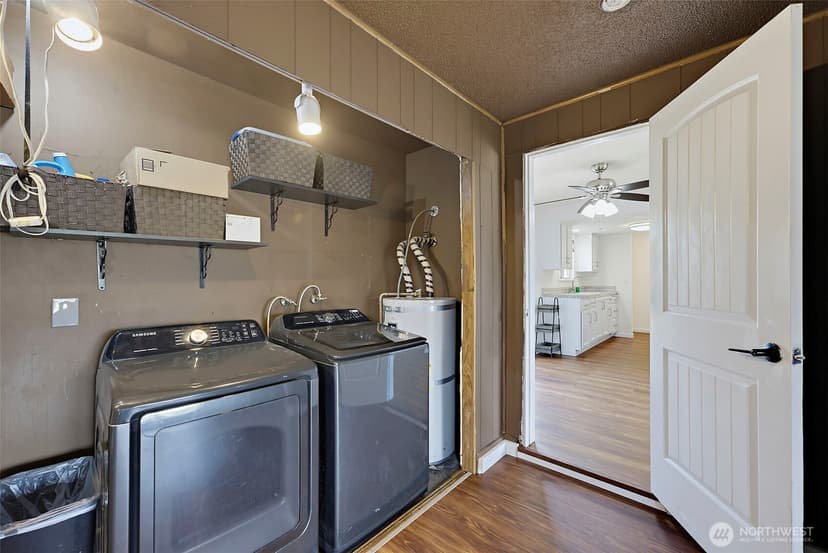 Property photo for 1010 S 88th Street, Tacoma photo 14