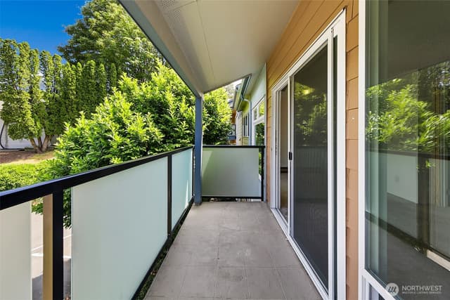 Property photo for 15142 65th Avenue S #318, Tukwila photo 5