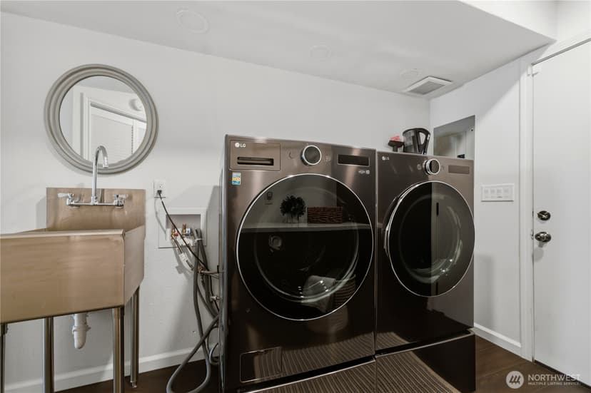 Property photo for 8615 43rd Street W, University Place photo 31