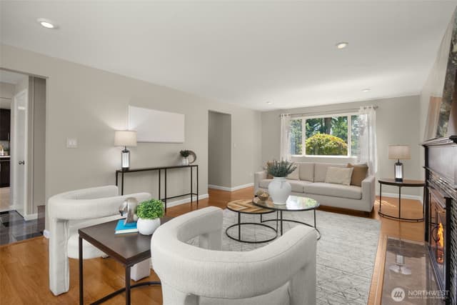 Property photo for 16711 NE 6th Place, Bellevue photo 5