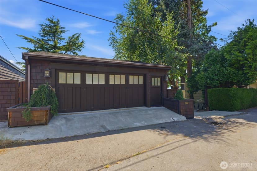 Property photo for 2111 SW 174th Street, Burien photo 4