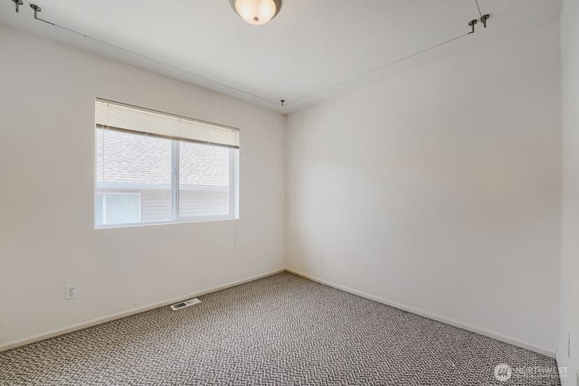 Property photo for 27426 Maple Ridge Way SE, Maple Valley photo 16