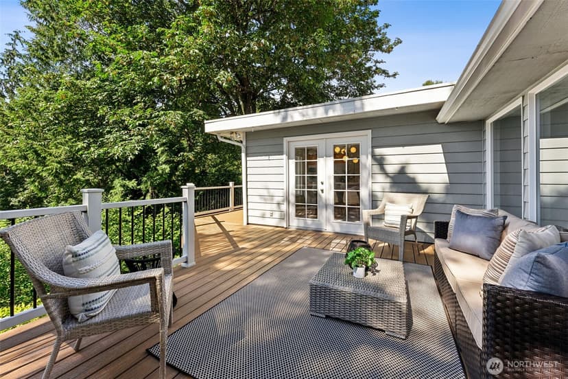 Property photo for 16461 Marine View Drive SW, Burien photo 19