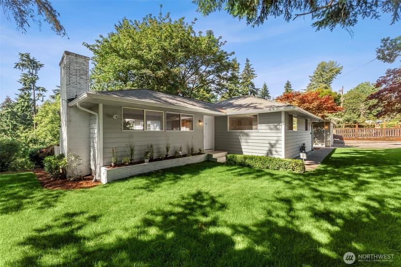 Property photo for 16461 Marine View Drive SW, Burien