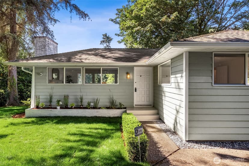 Property photo for 16461 Marine View Drive SW, Burien photo 24