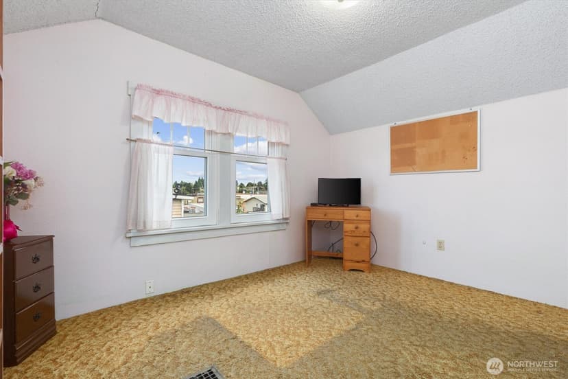 Property photo for 5625 S Sheridan Avenue, Tacoma photo 18