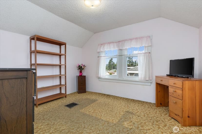 Property photo for 5625 S Sheridan Avenue, Tacoma photo 17