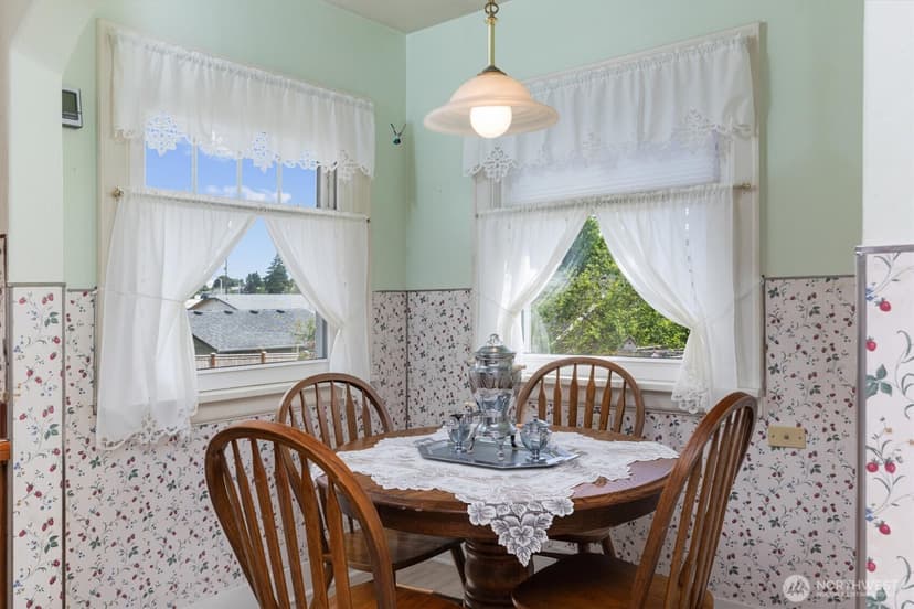 Property photo for 5625 S Sheridan Avenue, Tacoma photo 8