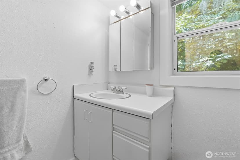Property photo for 5618 NE Arrowhead Place, Poulsbo photo 13