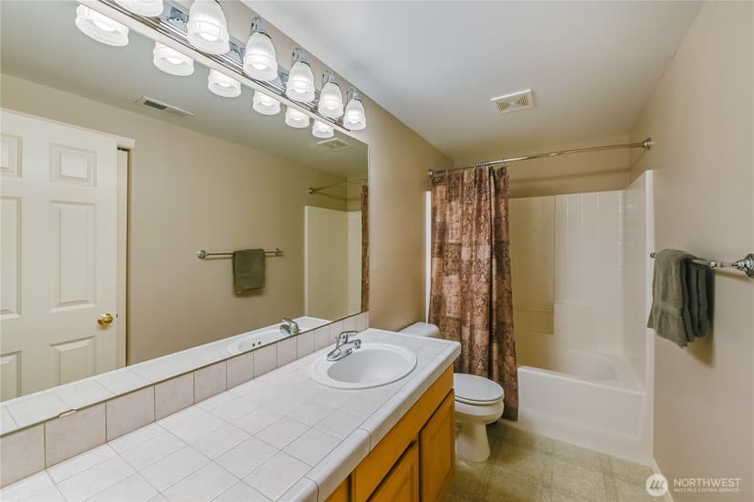 Property photo for 9118 133rd Court NE, Redmond photo 26