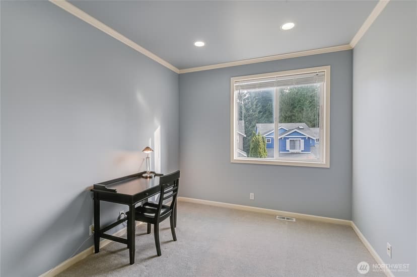 Property photo for 9118 133rd Court NE, Redmond photo 17