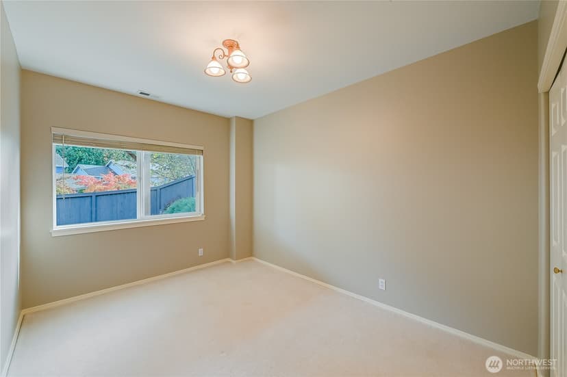 Property photo for 9118 133rd Court NE, Redmond photo 21