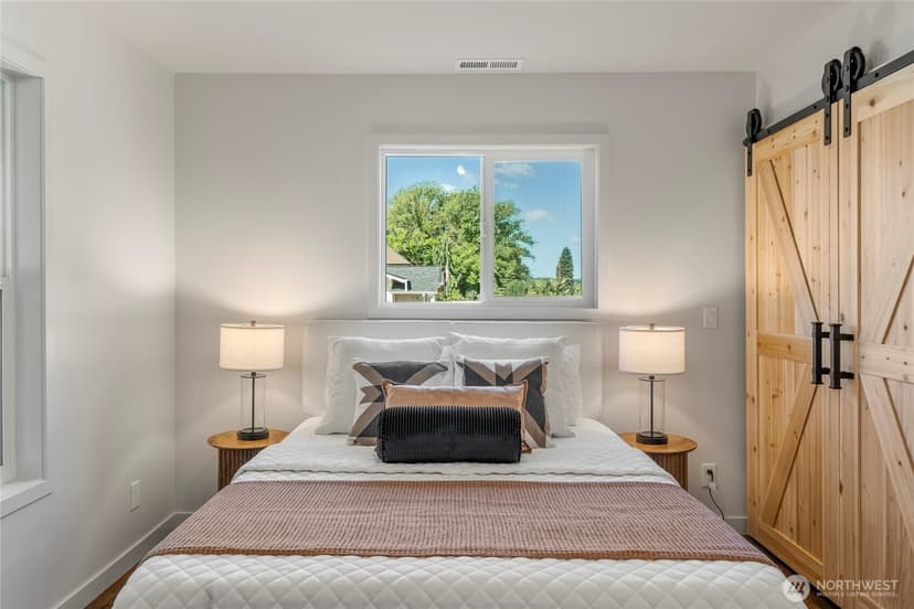 Property photo for 541 High Street, Arlington photo 16