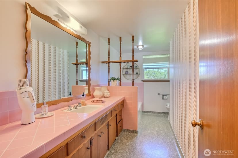 Property photo for 1754 N Narrows Drive, Tacoma photo 26