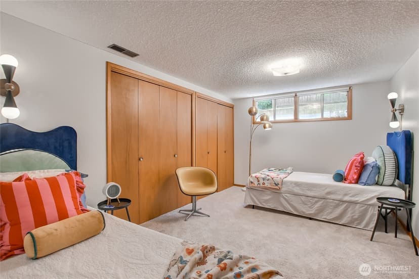 Property photo for 1754 N Narrows Drive, Tacoma photo 25