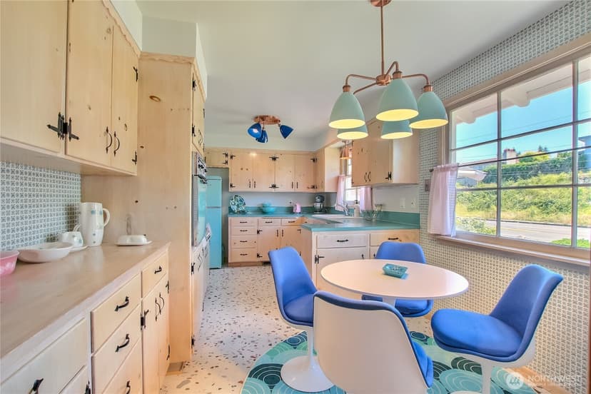 Property photo for 1754 N Narrows Drive, Tacoma photo 12