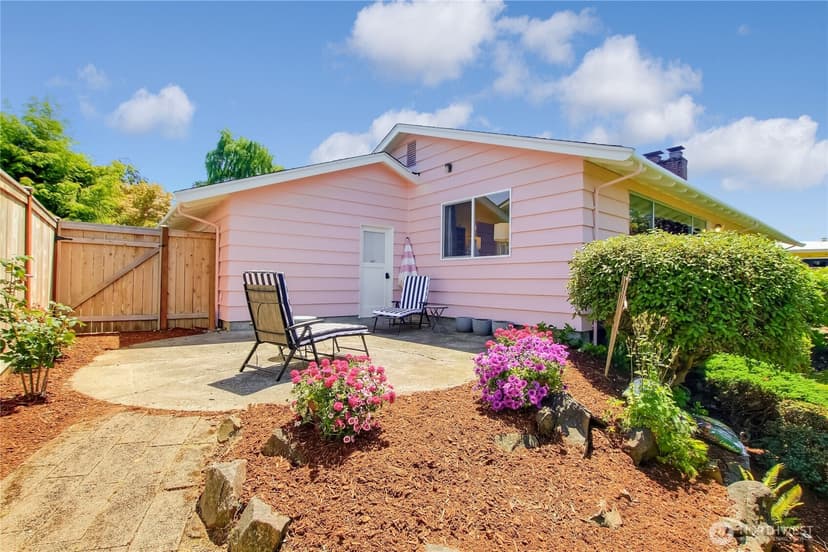 Property photo for 1754 N Narrows Drive, Tacoma photo 31