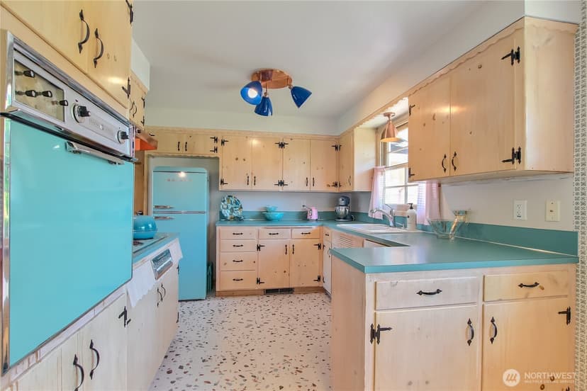 Property photo for 1754 N Narrows Drive, Tacoma photo 13