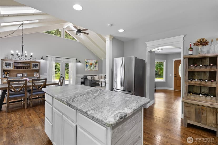 Property photo for 20929 Lake Riley Road, Arlington photo 15
