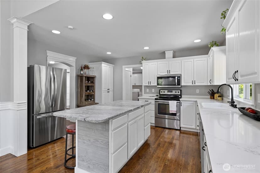 Property photo for 20929 Lake Riley Road, Arlington photo 13