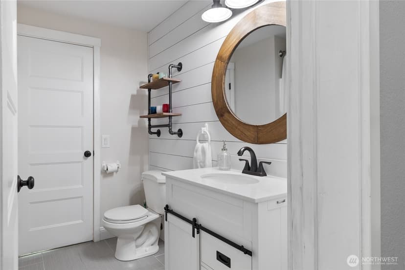 Property photo for 20929 Lake Riley Road, Arlington photo 19