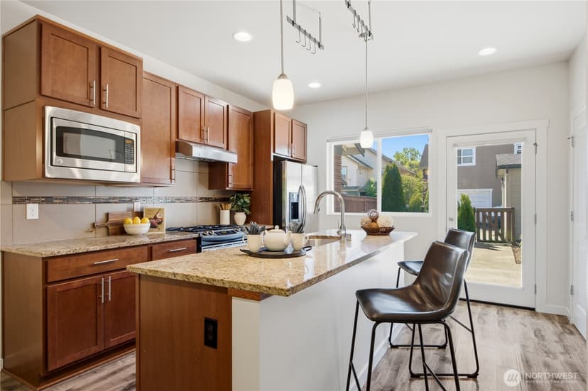 Property photo for 3027 S Nevada Street, Seattle photo 8