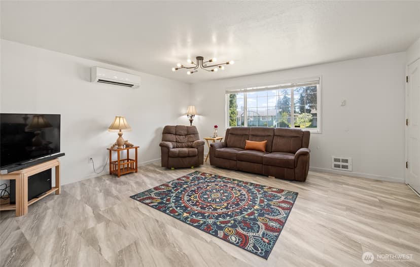 Property photo for 5311 143rd Place NE, Marysville photo 8