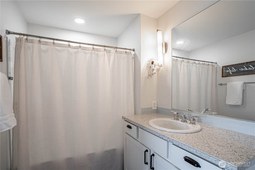 Property photo for 2220 W Woodin Avenue #205, Chelan photo 16