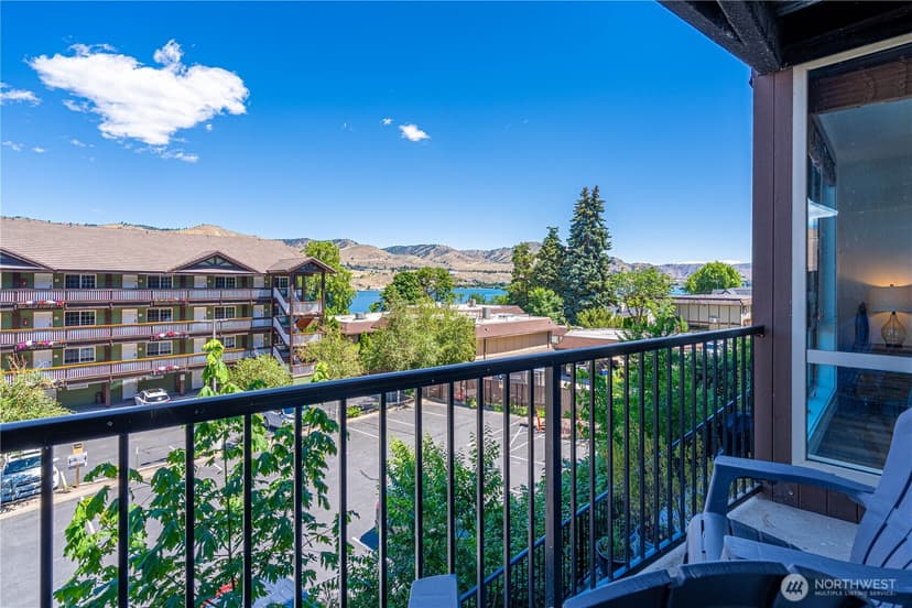 Property photo for 2220 W Woodin Avenue #205, Chelan photo 25