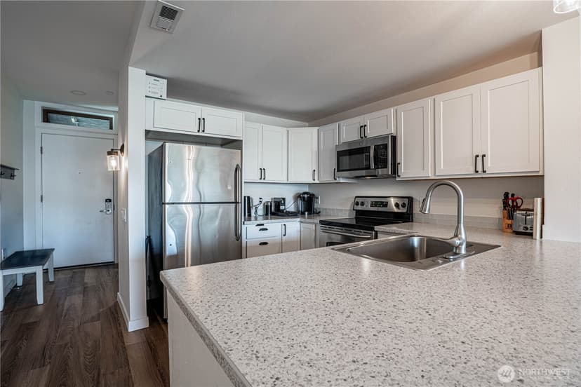 Property photo for 2220 W Woodin Avenue #205, Chelan photo 8