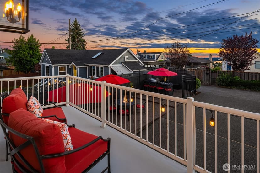 Property photo for 5625 35th Avenue SW, Seattle photo 9