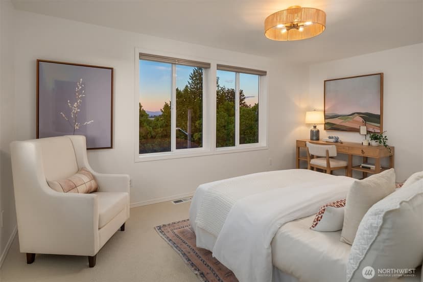 Property photo for 5625 35th Avenue SW, Seattle photo 16