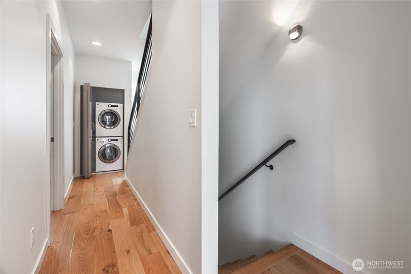 Property photo for 612 N 45th Street #C, Seattle photo 21
