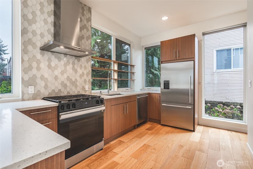 Property photo for 612 N 45th Street #C, Seattle photo 16