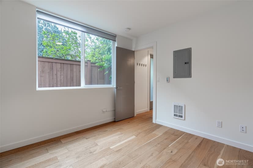 Property photo for 612 N 45th Street #C, Seattle photo 8