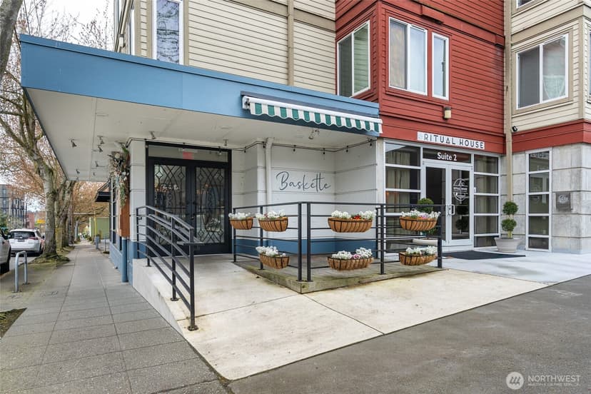Property photo for 612 N 45th Street #C, Seattle photo 38