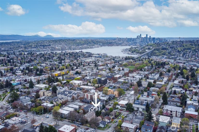 Property photo for 612 N 45th Street #C, Seattle photo 36