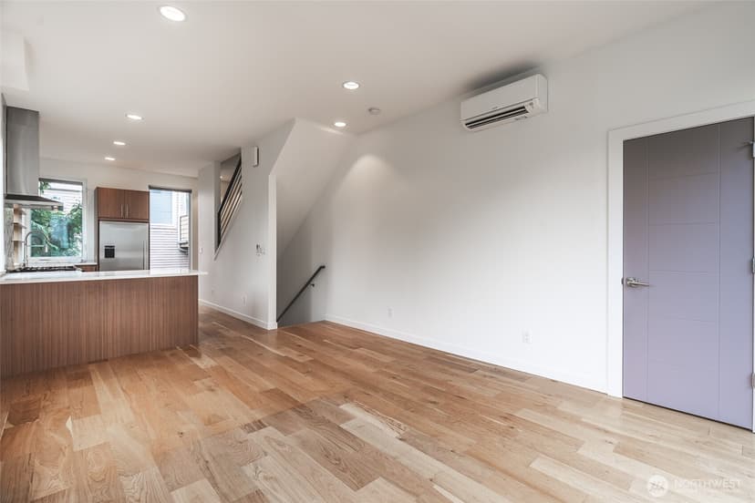 Property photo for 612 N 45th Street #C, Seattle photo 15