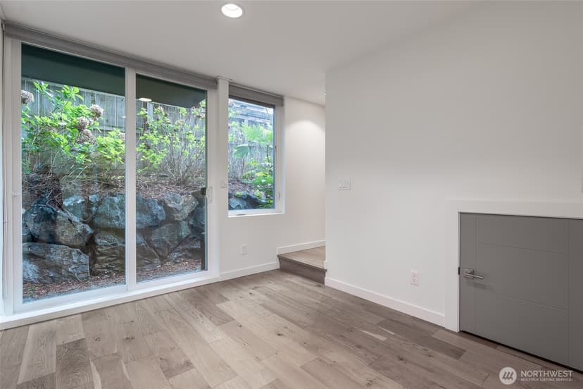 Property photo for 612 N 45th Street #C, Seattle photo 4