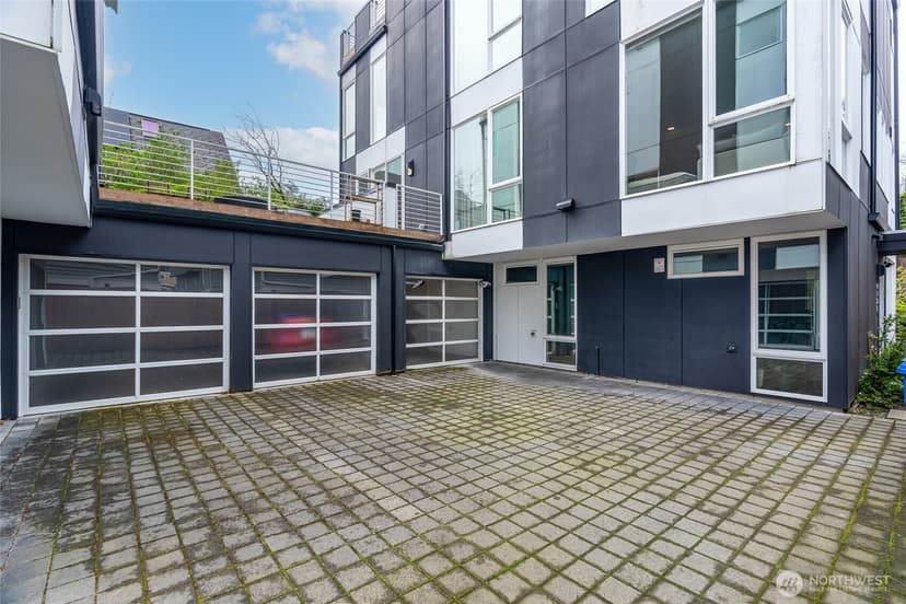 Property photo for 612 N 45th Street #C, Seattle photo 31