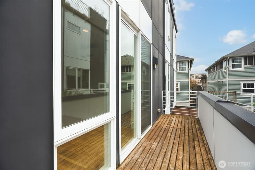 Property photo for 612 N 45th Street #C, Seattle photo 12