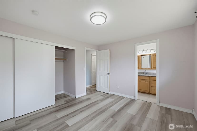 Property photo for 8414 56th Street W, University Place photo 19