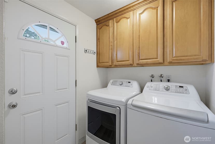 Property photo for 8414 56th Street W, University Place photo 15