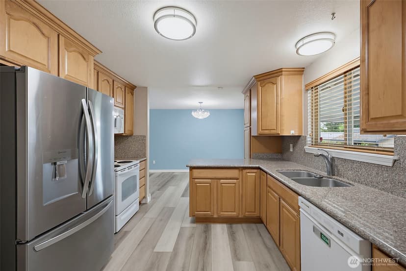 Property photo for 8414 56th Street W, University Place photo 13
