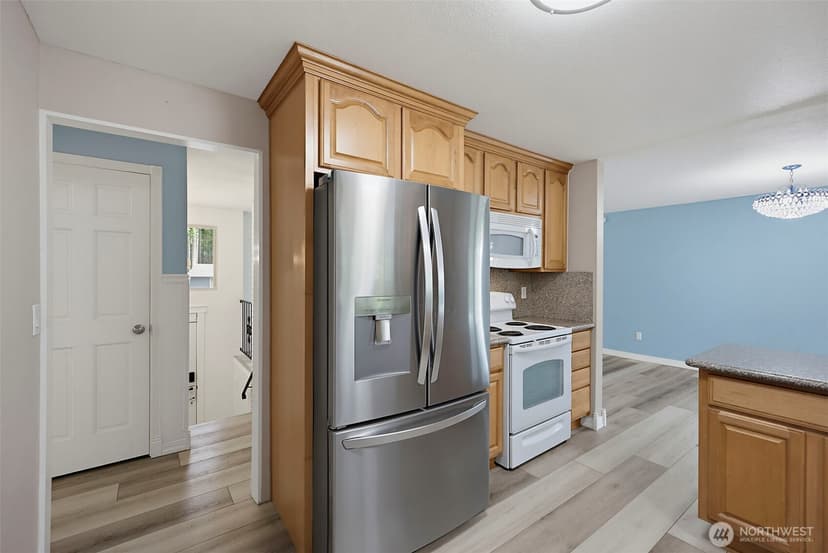 Property photo for 8414 56th Street W, University Place photo 14