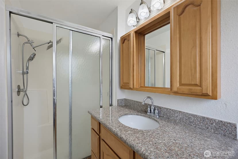 Property photo for 8414 56th Street W, University Place photo 22