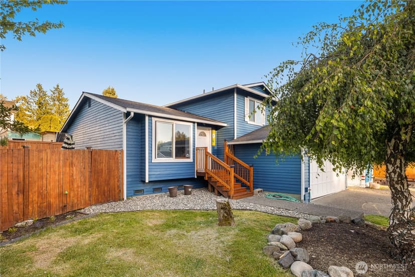 Property photo for 6731 64th Drive NE, Marysville photo 6