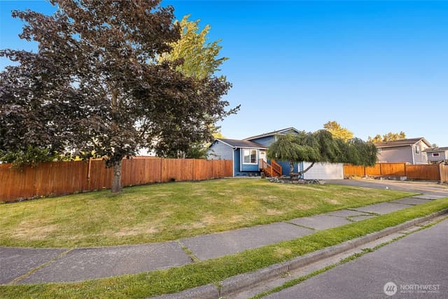 Property photo for 6731 64th Drive NE, Marysville photo 5
